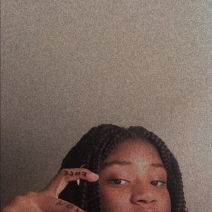 Meet your Posher, Ariel